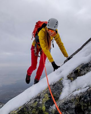V horách záleží na každém detailu. 🏔️☀️ Potřebuješ naprosto čistý a ostrý obraz a s modelem EVO 01202 vidíš každý kámen 🪨,...
