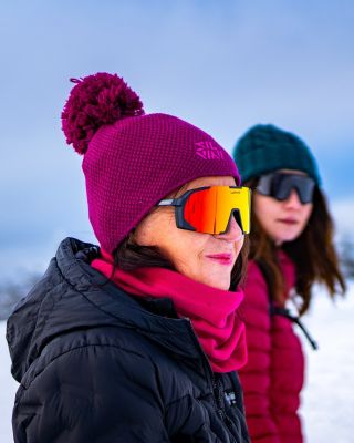 Věděl jsi, že nízké teploty a suchý horský vzduch snižují přirozenou hydrataci očí, takže jsou pak náchylnější k únavě a...